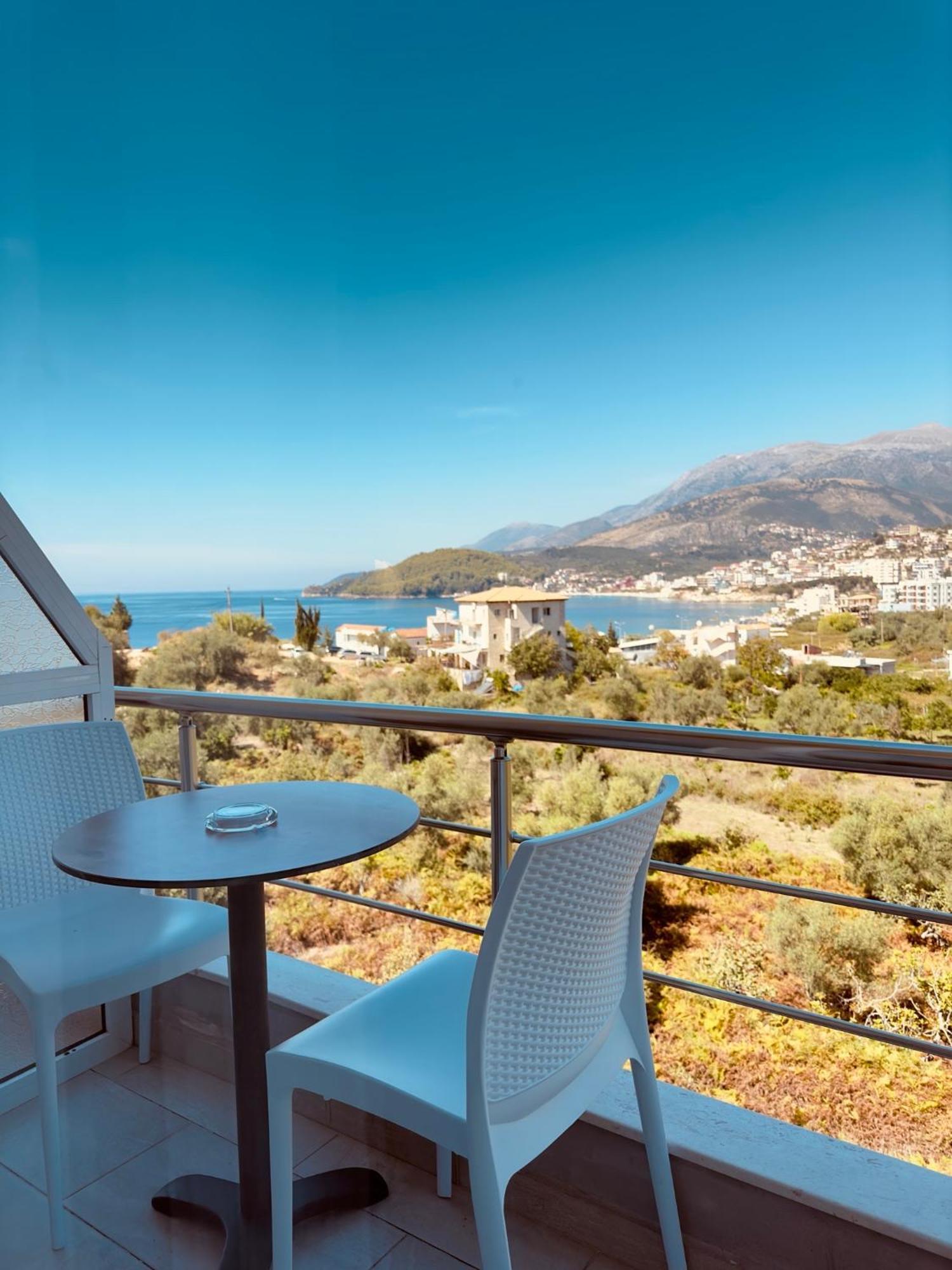 Villa Merkuri Himare Eksteriør bilde
